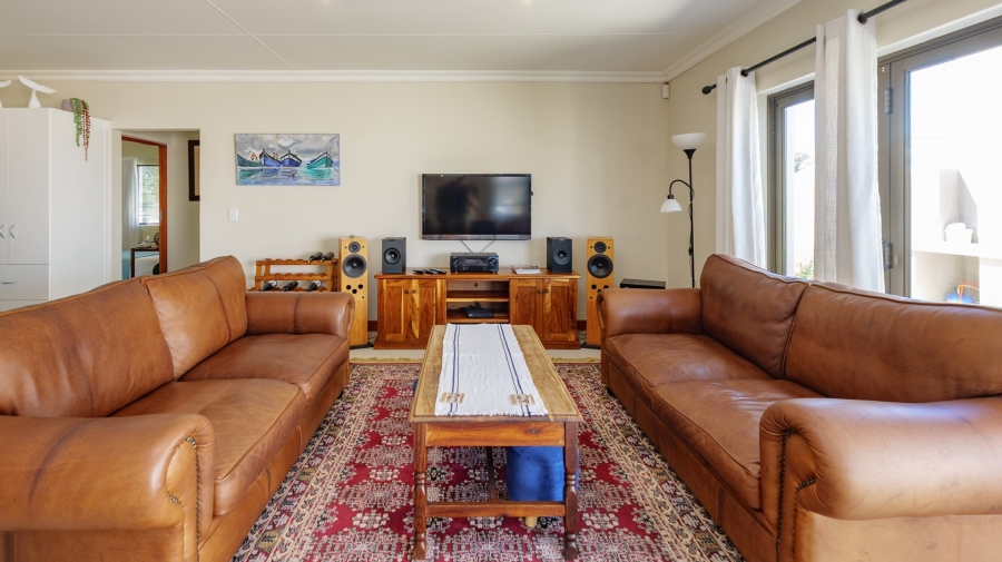 3 Bedroom Property for Sale in Struisbaai Western Cape